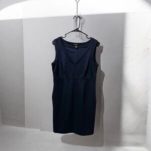 George dress for women, size M (8-10), dark blue color.